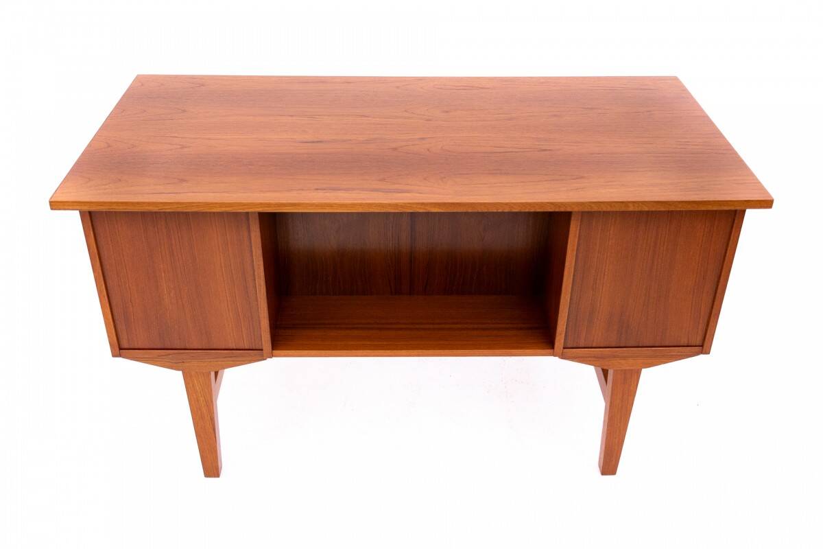 Bureau en teck, Danemark, années 1960.