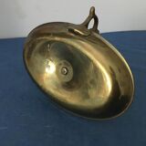 Oval-shaped brass cellar rat