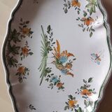 Oval dish in Moustiers earthenware