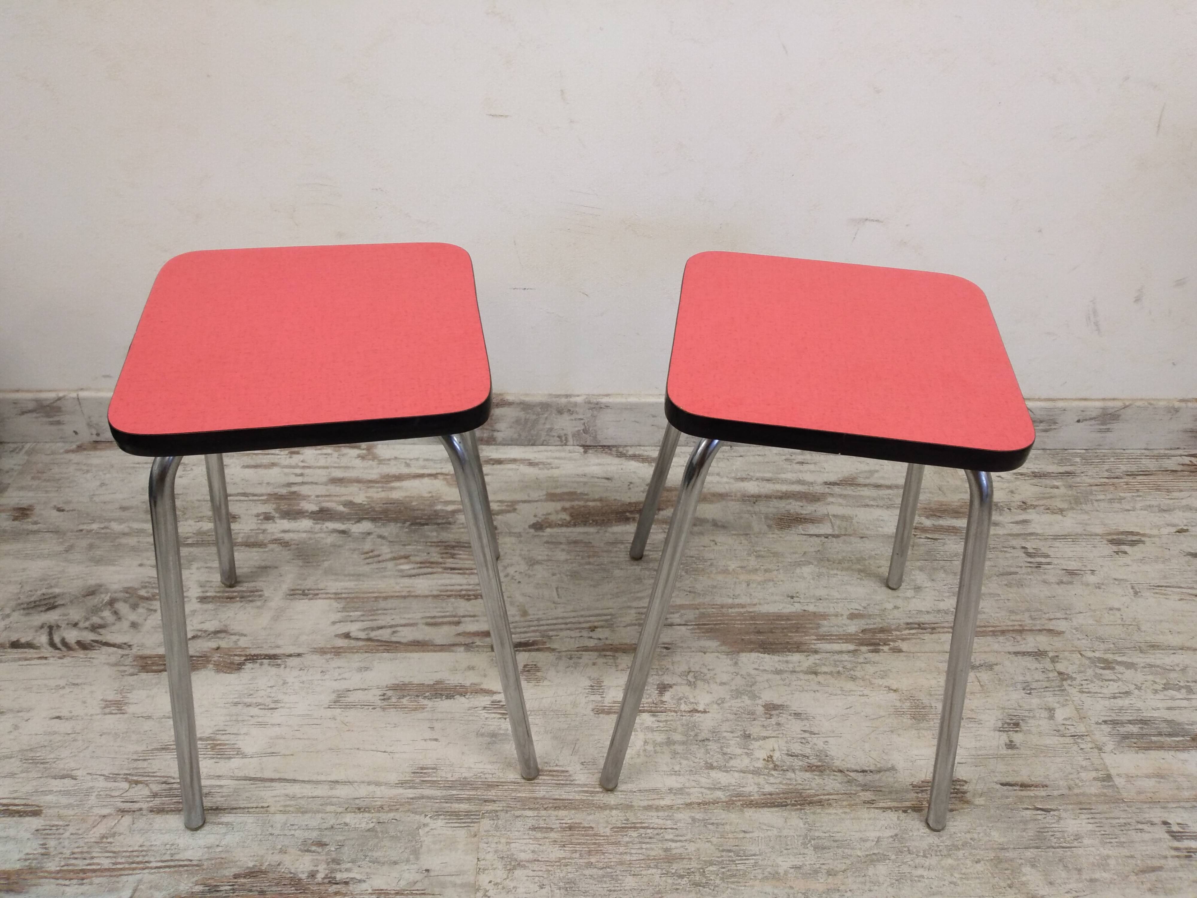 Tabourets en formica vintage