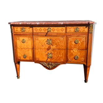 Louis XVl dresser