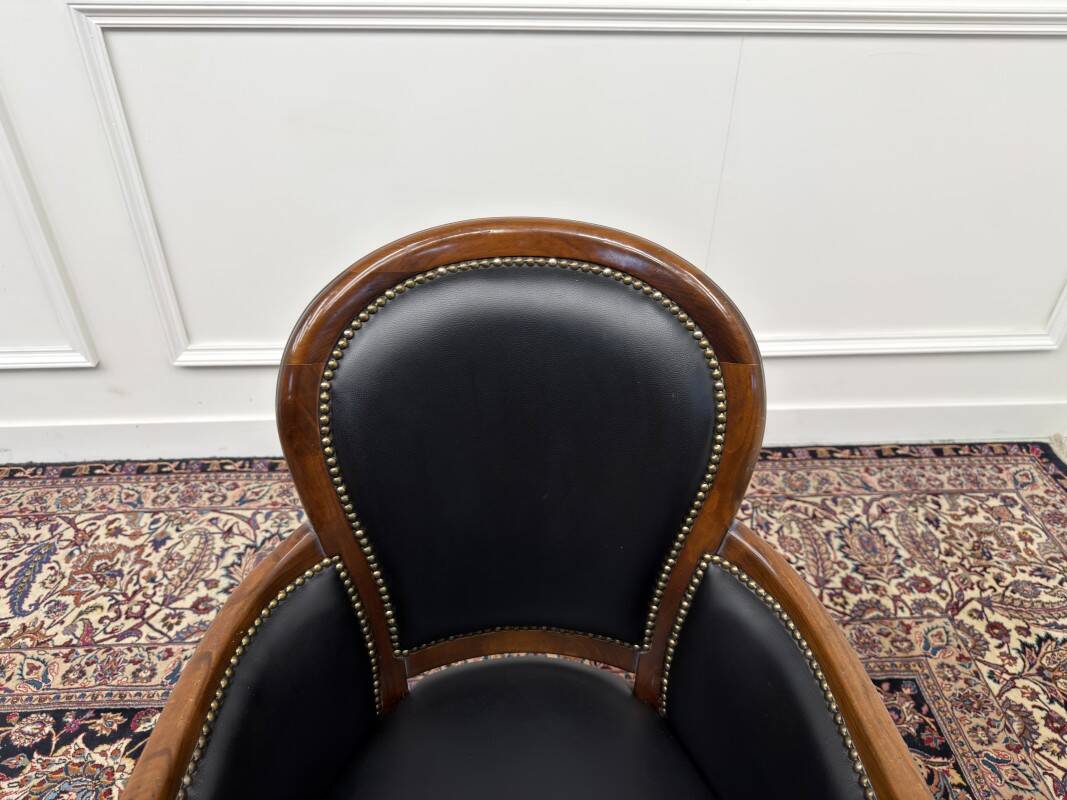 Classic Italian Office Chair