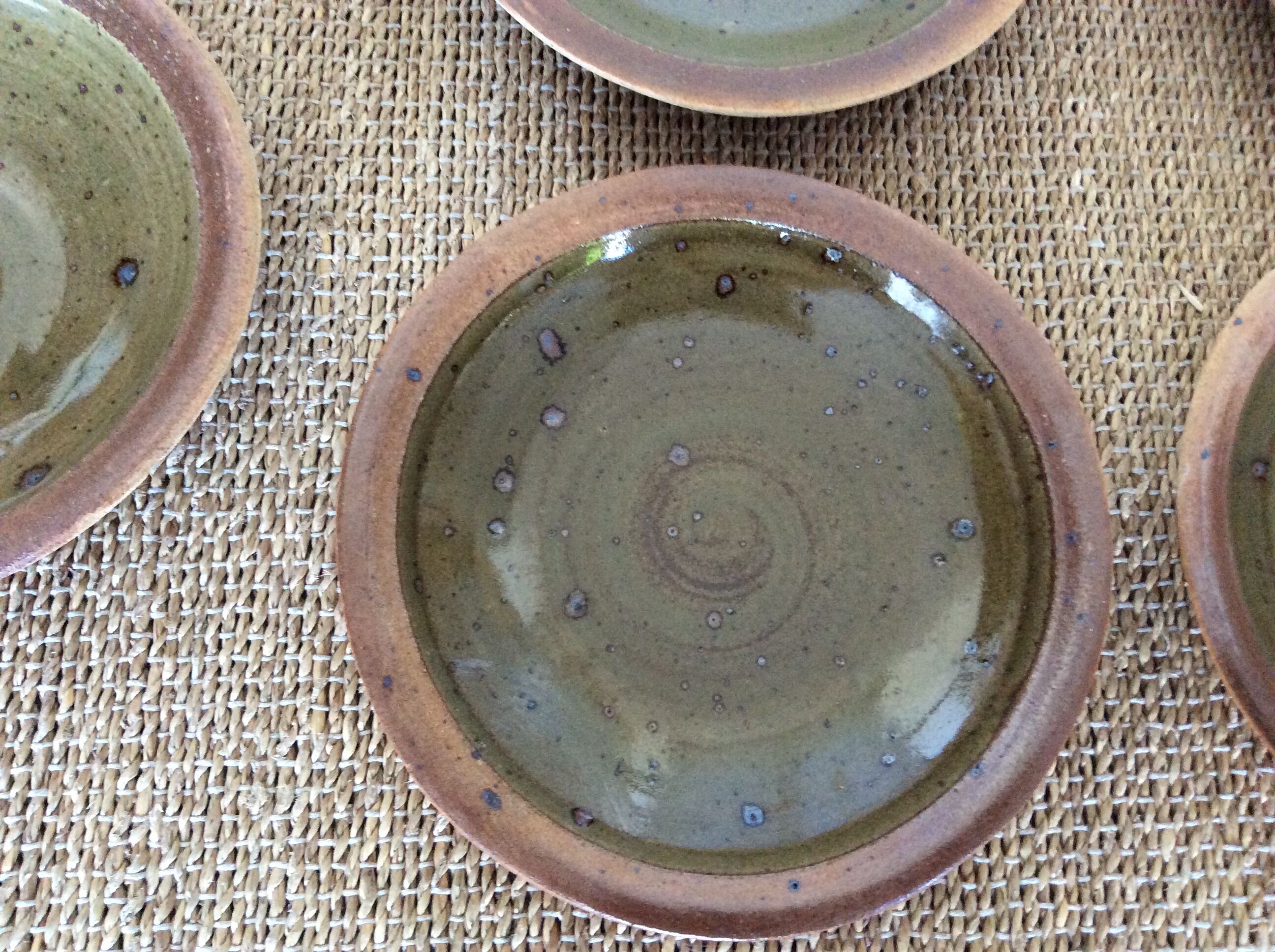 Set of stoneware plates