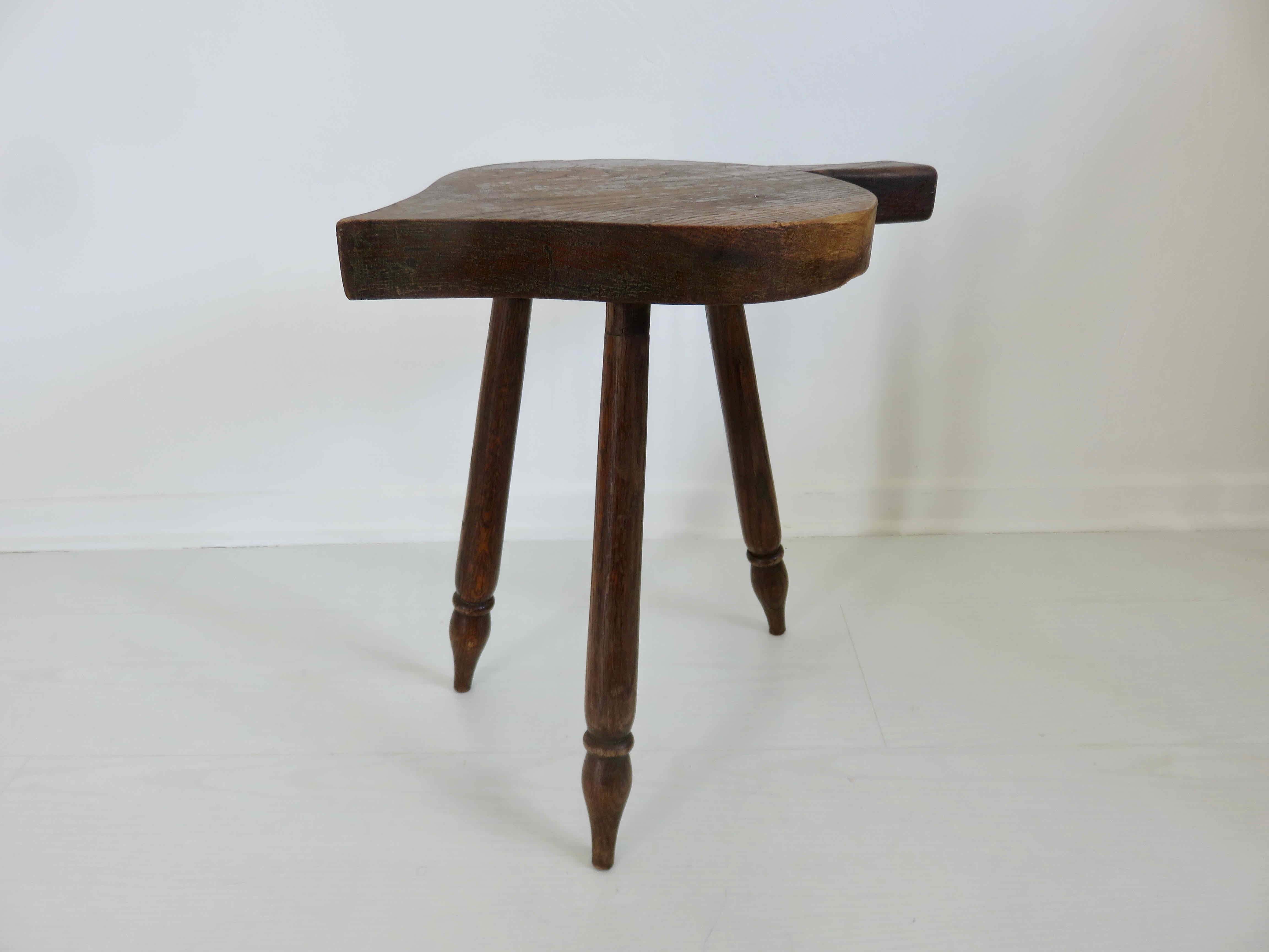 Wooden "ace" tripod stool from the 50s 60s