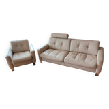 3/4 seater leather sofa + armchair – very good condition – value 3,261 euros