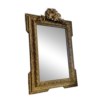 Antique mirror pediment