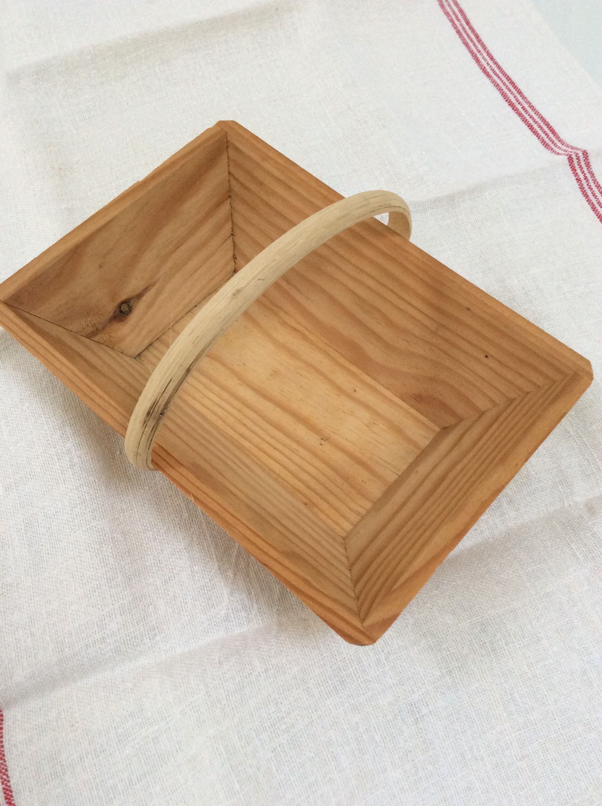 Panier en bois