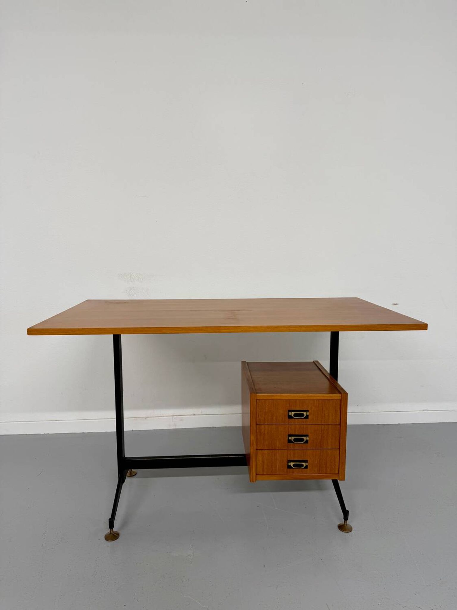 Vintage Italian design desk from the 1960s in wood and metal.