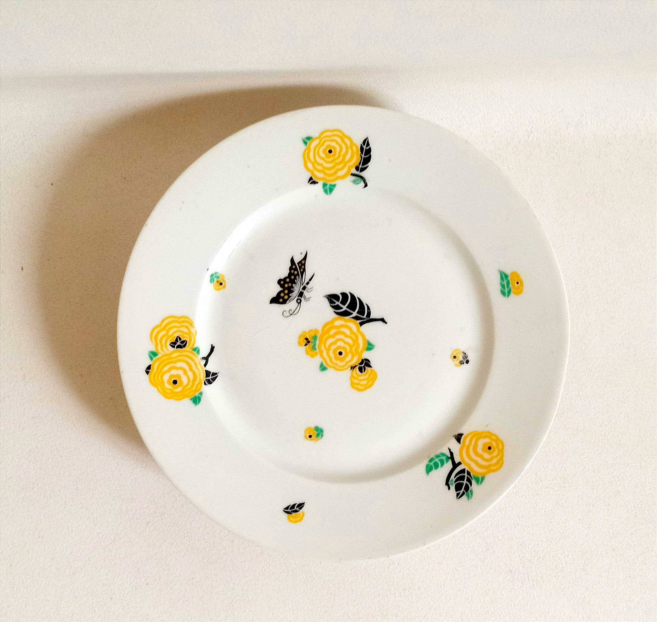 Limoges porcelain cake dish from the 1930s Diameter 23.5 cm