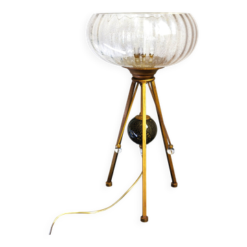 Vintage Italian Gallo tripod lamp in glass with gold inclusions.