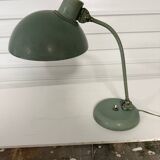 Articulated desk lamp