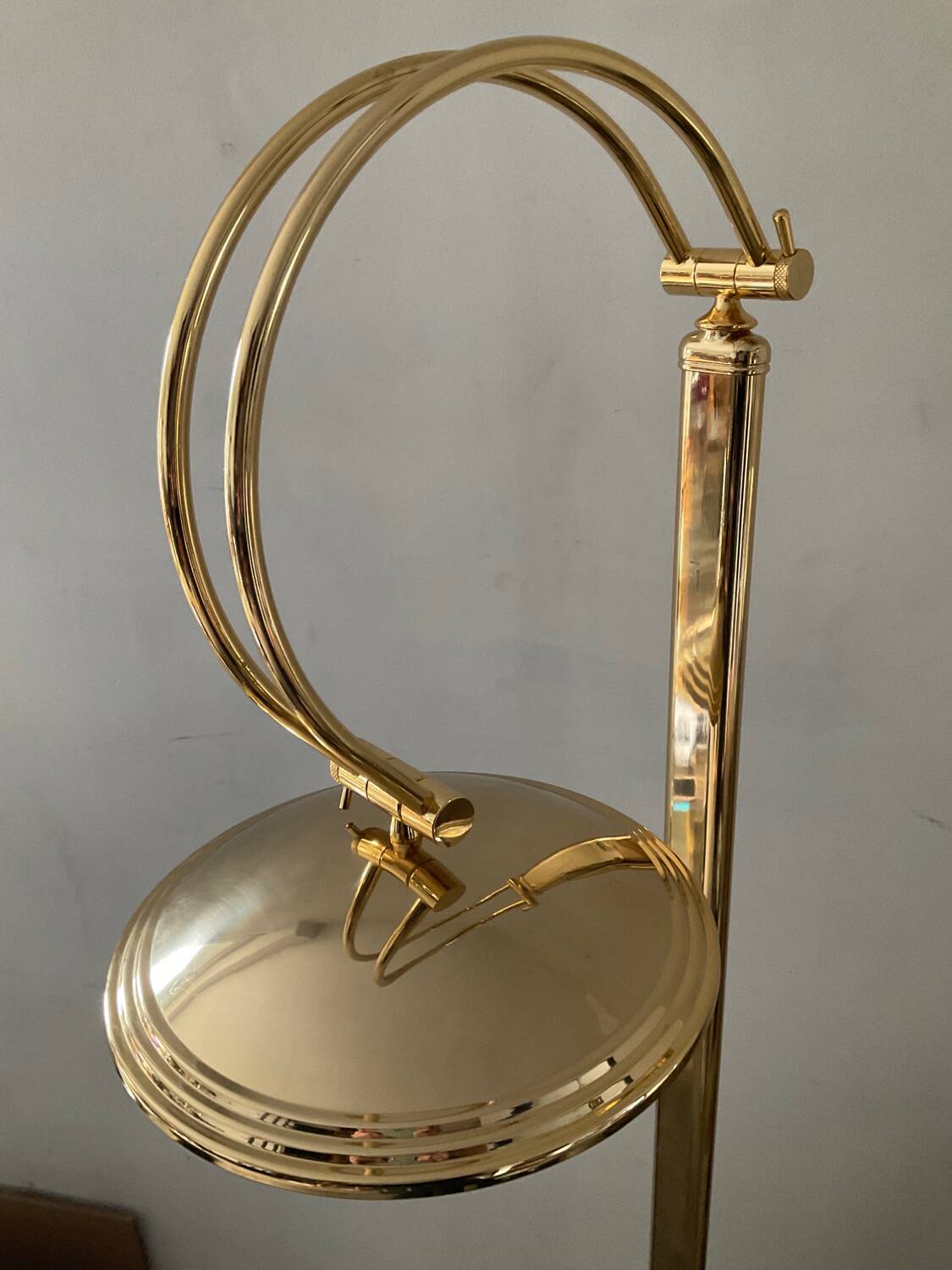 Articulated floor lamp from the 80s in gold metal