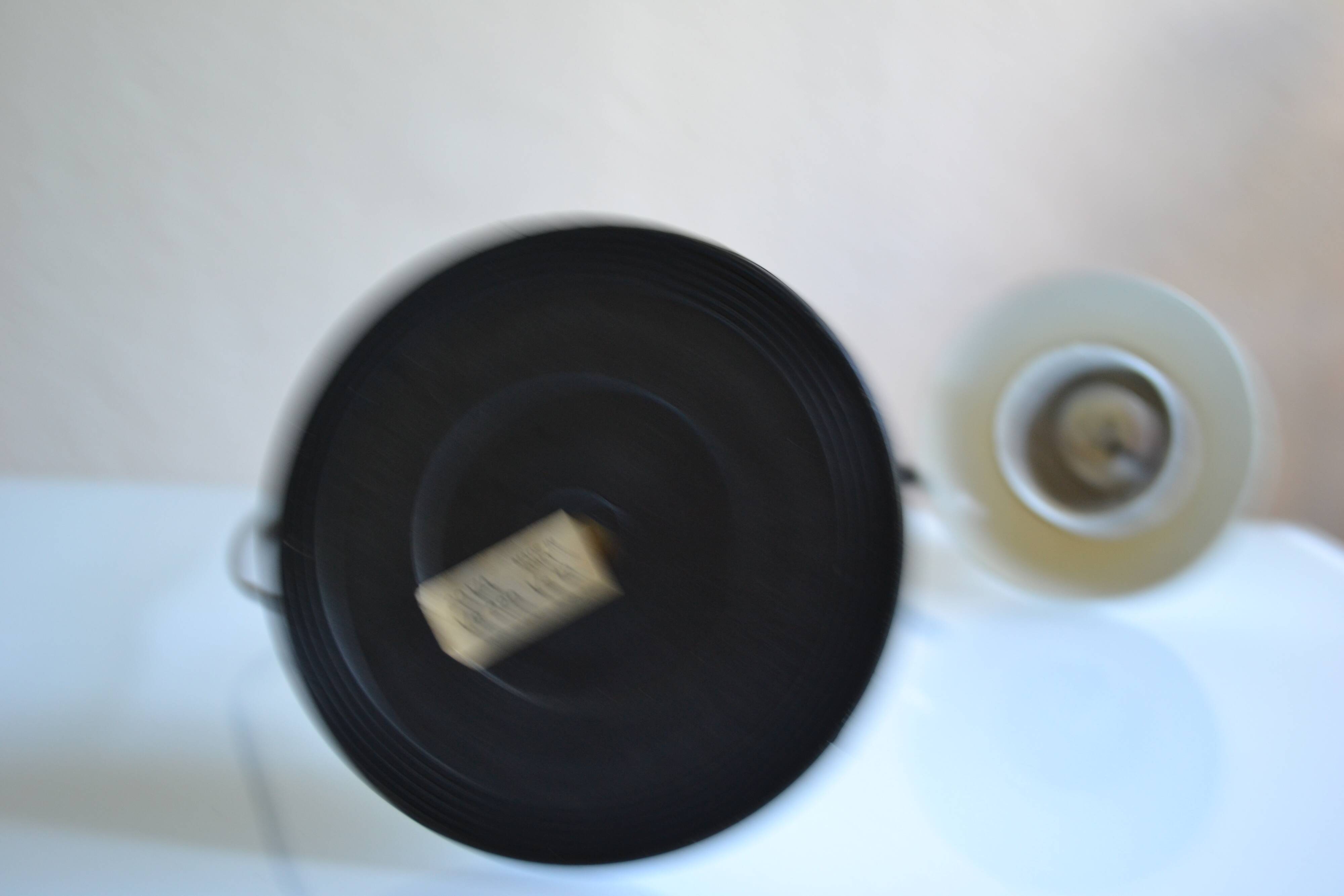 postmodern articulated lamp Italy 1980s 1980