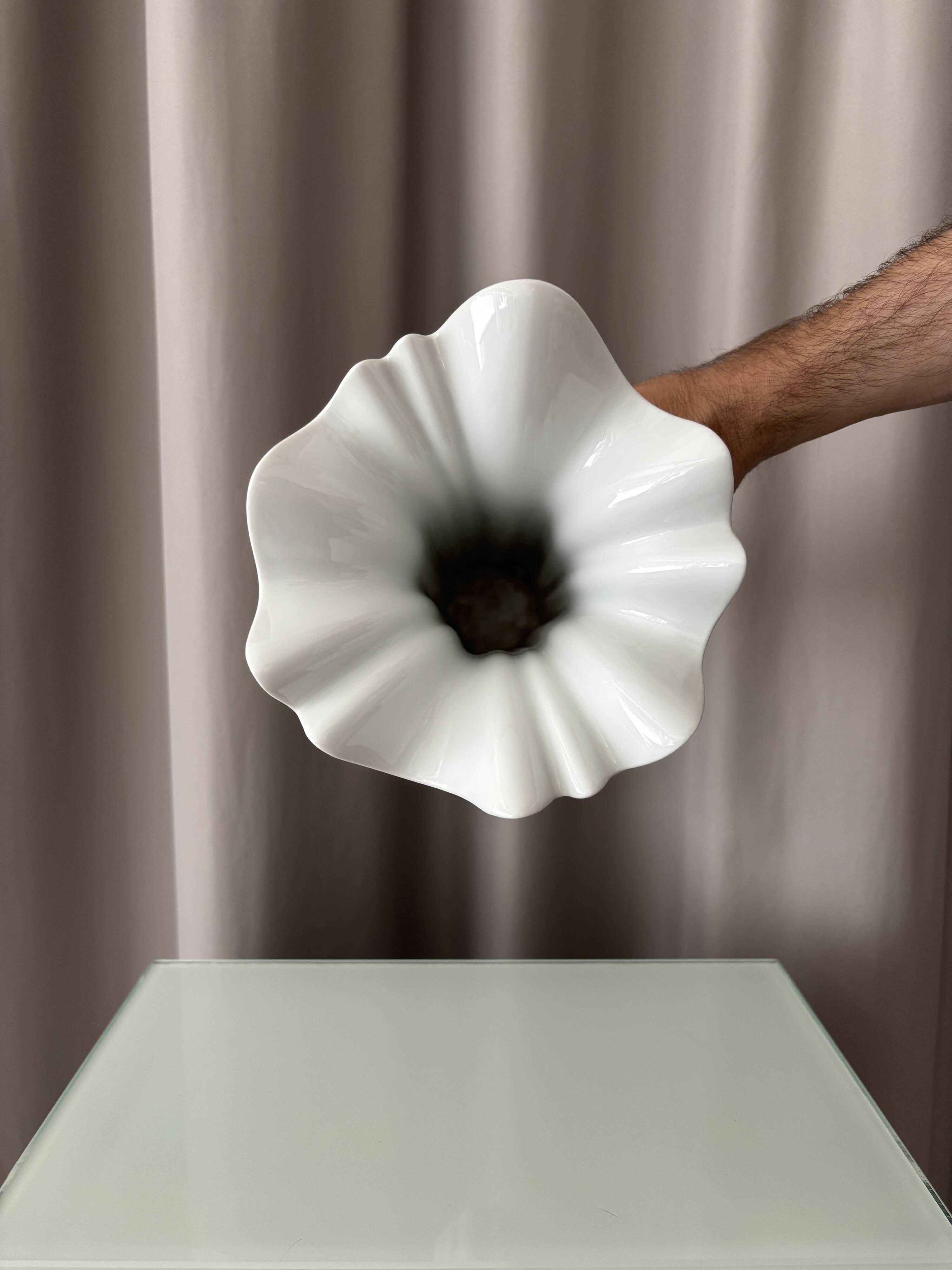 Vintage Hutschenreuther White Porcelain Sculptural Vase, Germany, 1970s