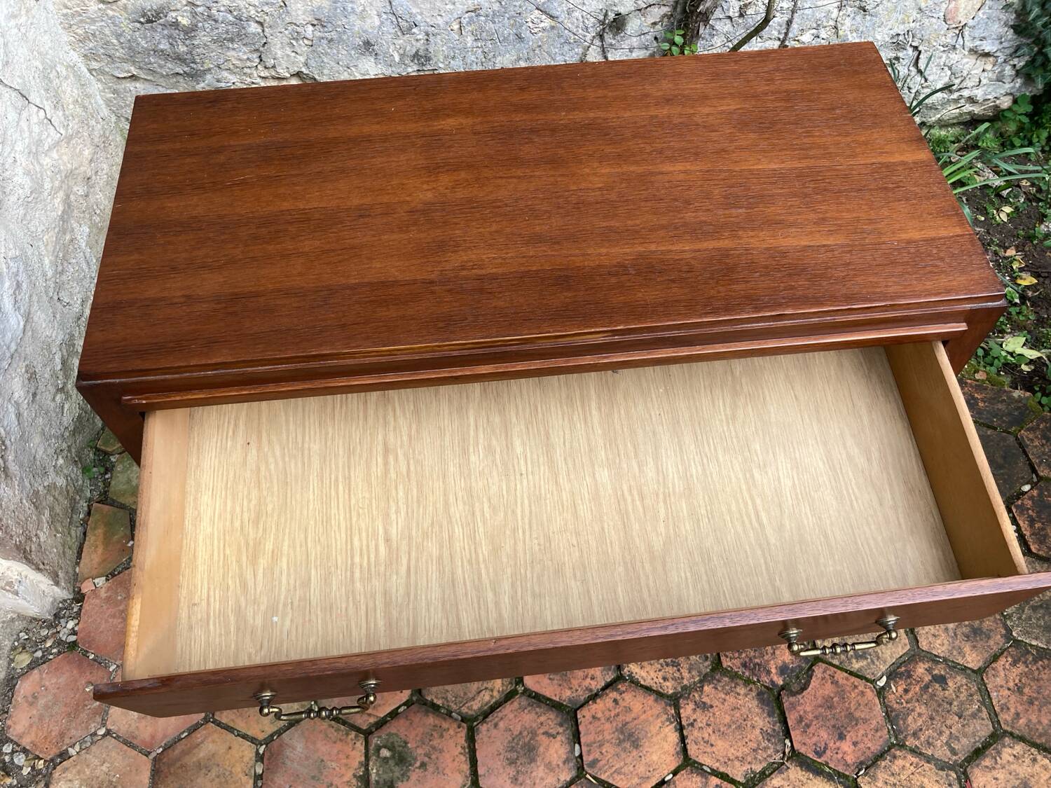 Vintage chest of drawers with tapered legs