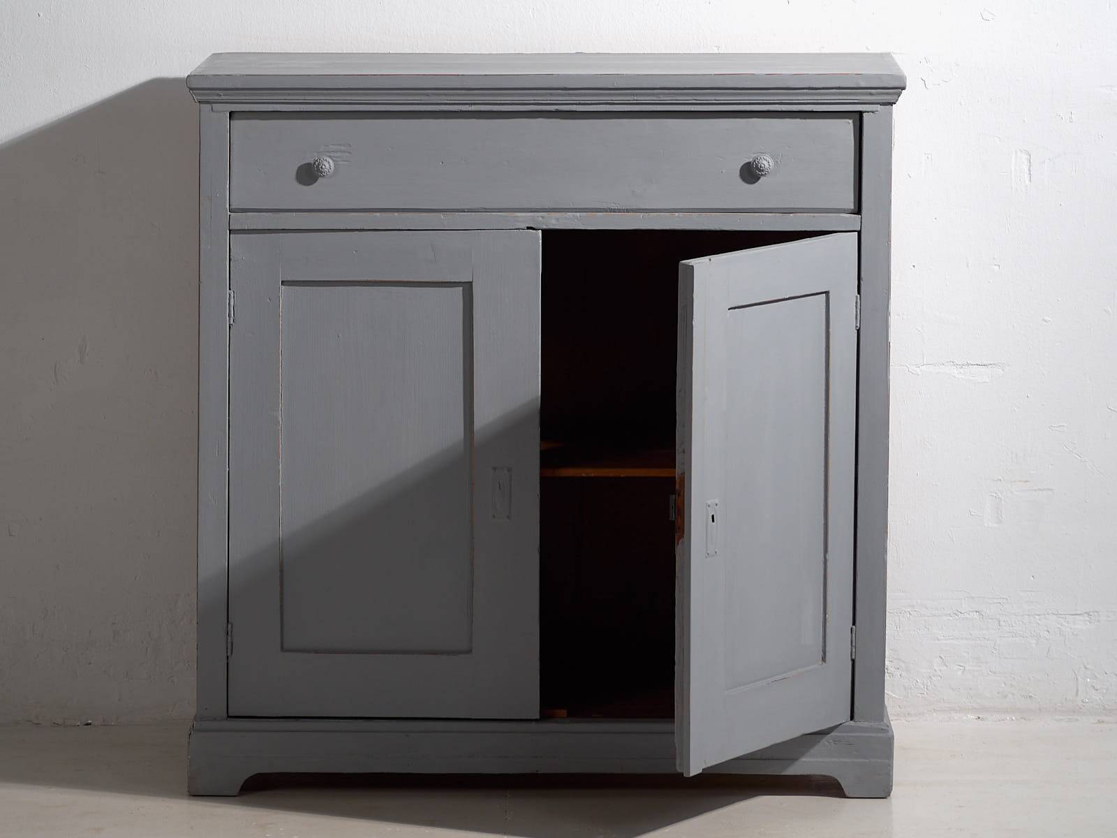 Small antique two-door chest of drawers (circa 1920) #14