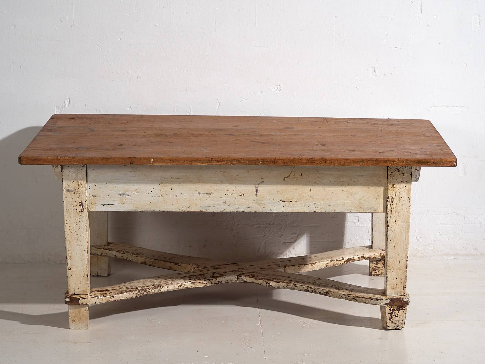 Antique white coffee table (circa 1920)