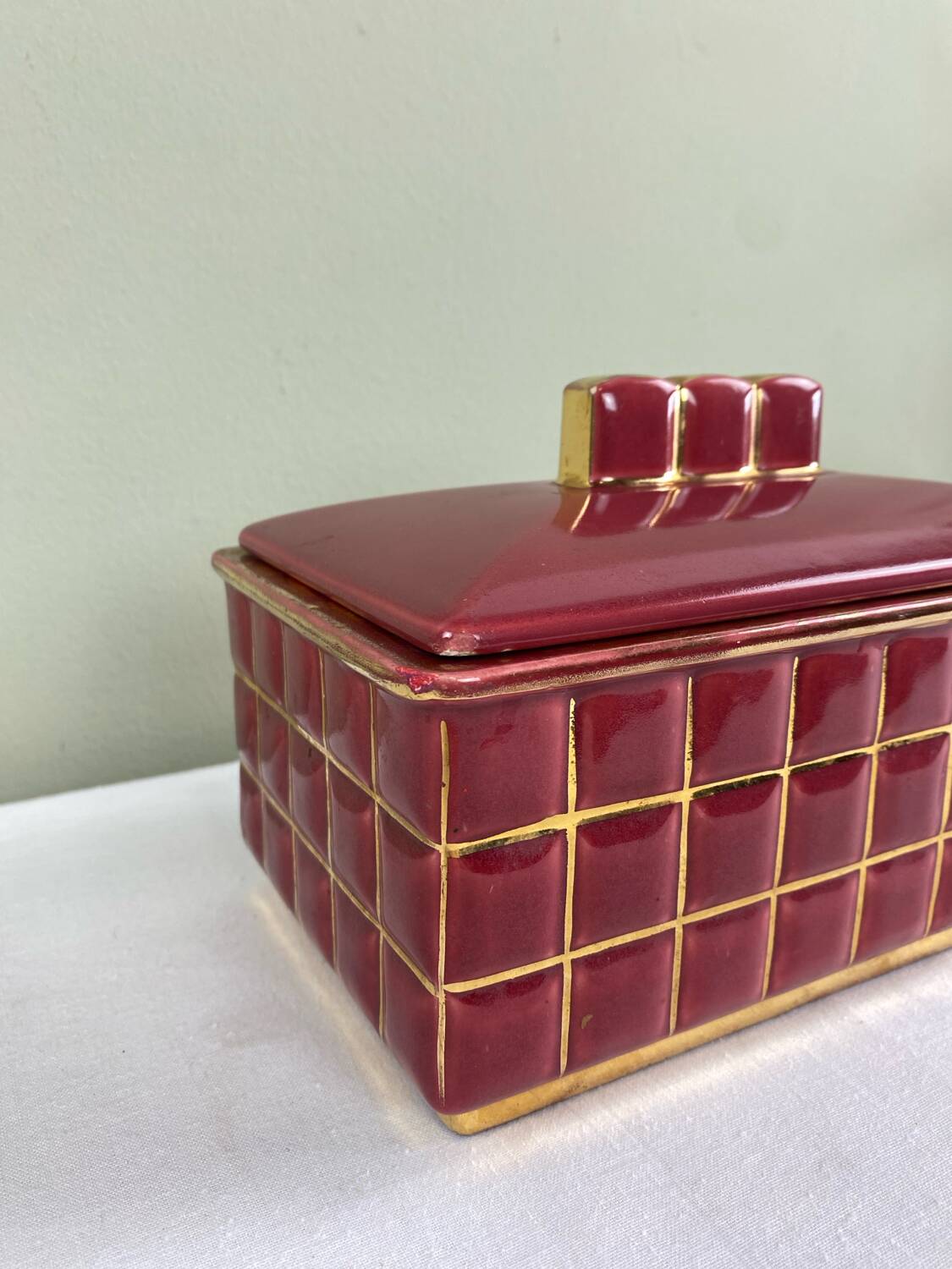 Art Deco candy box