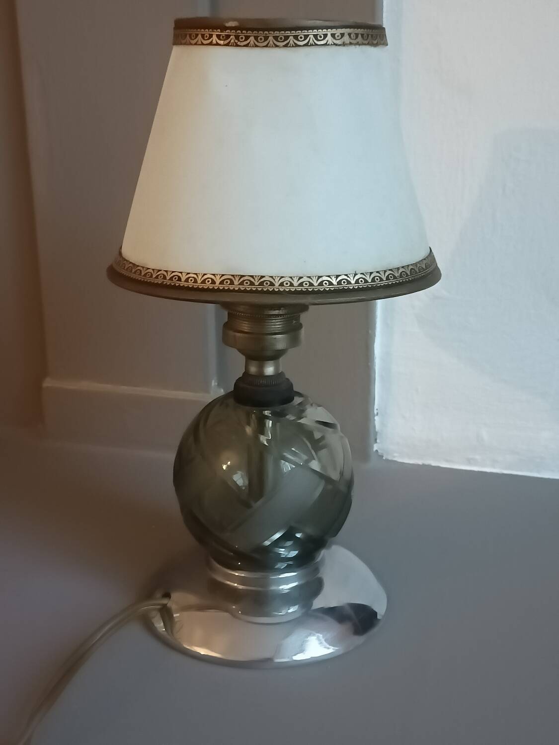 Petite lampe en cristal, art déco