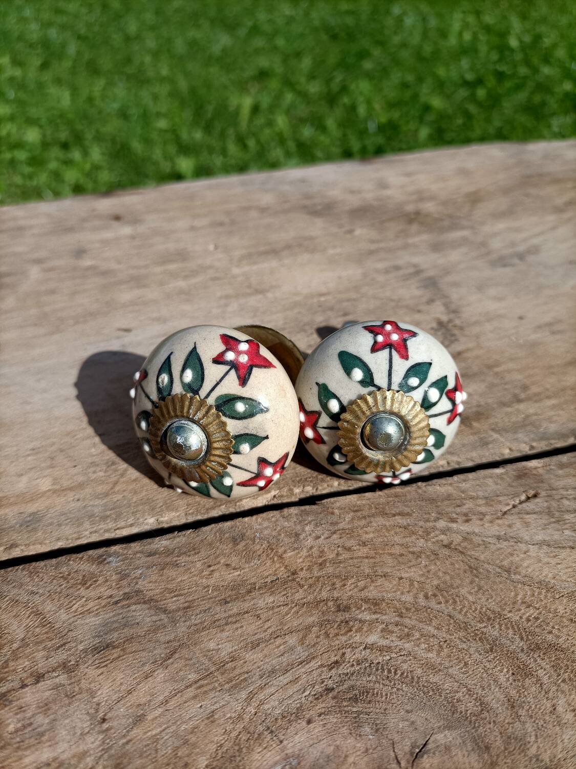 Retro door knobs in genuine sandstone