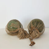 Deux anciens flotteurs en verre