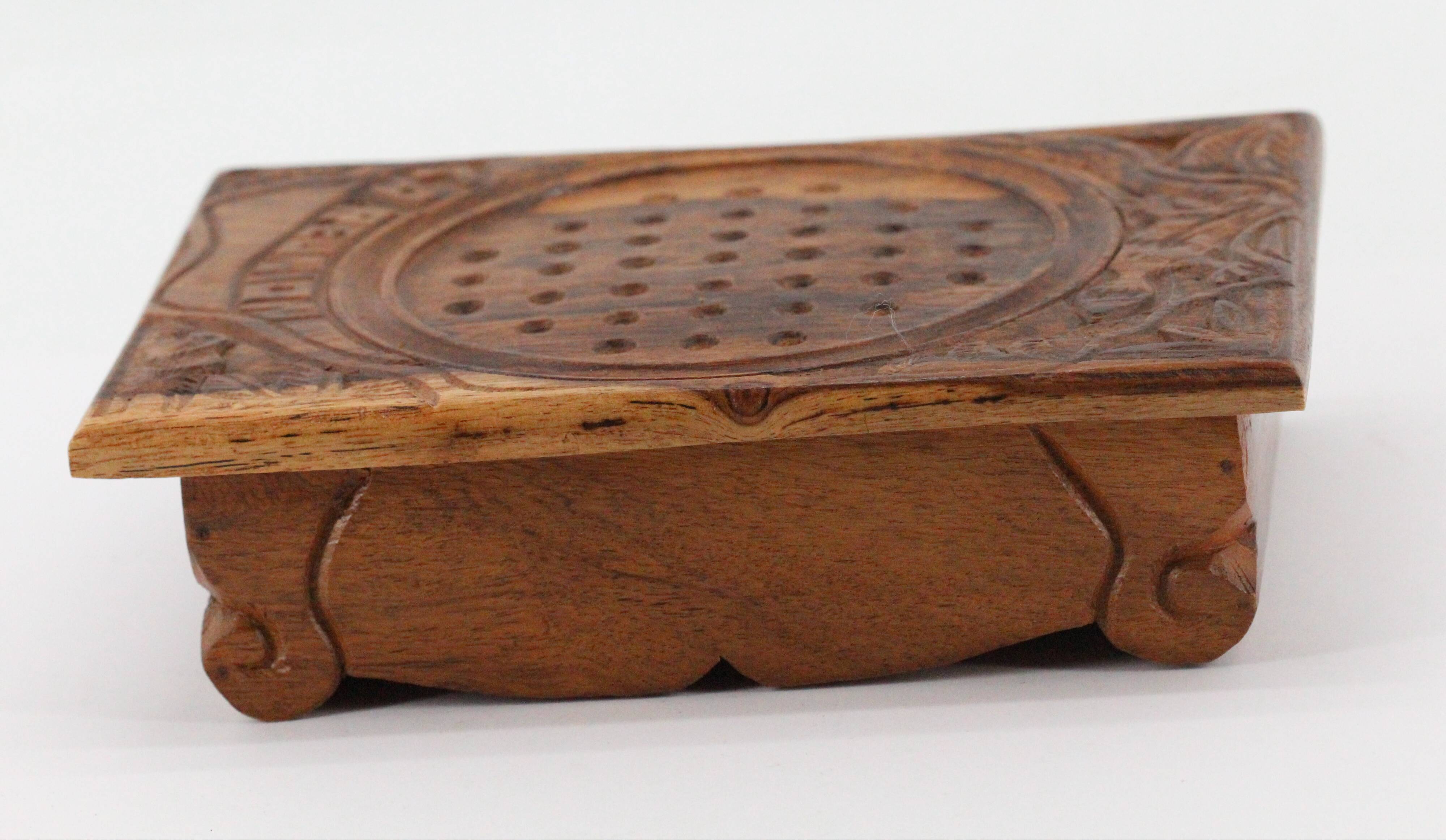 Box wood solitaire game