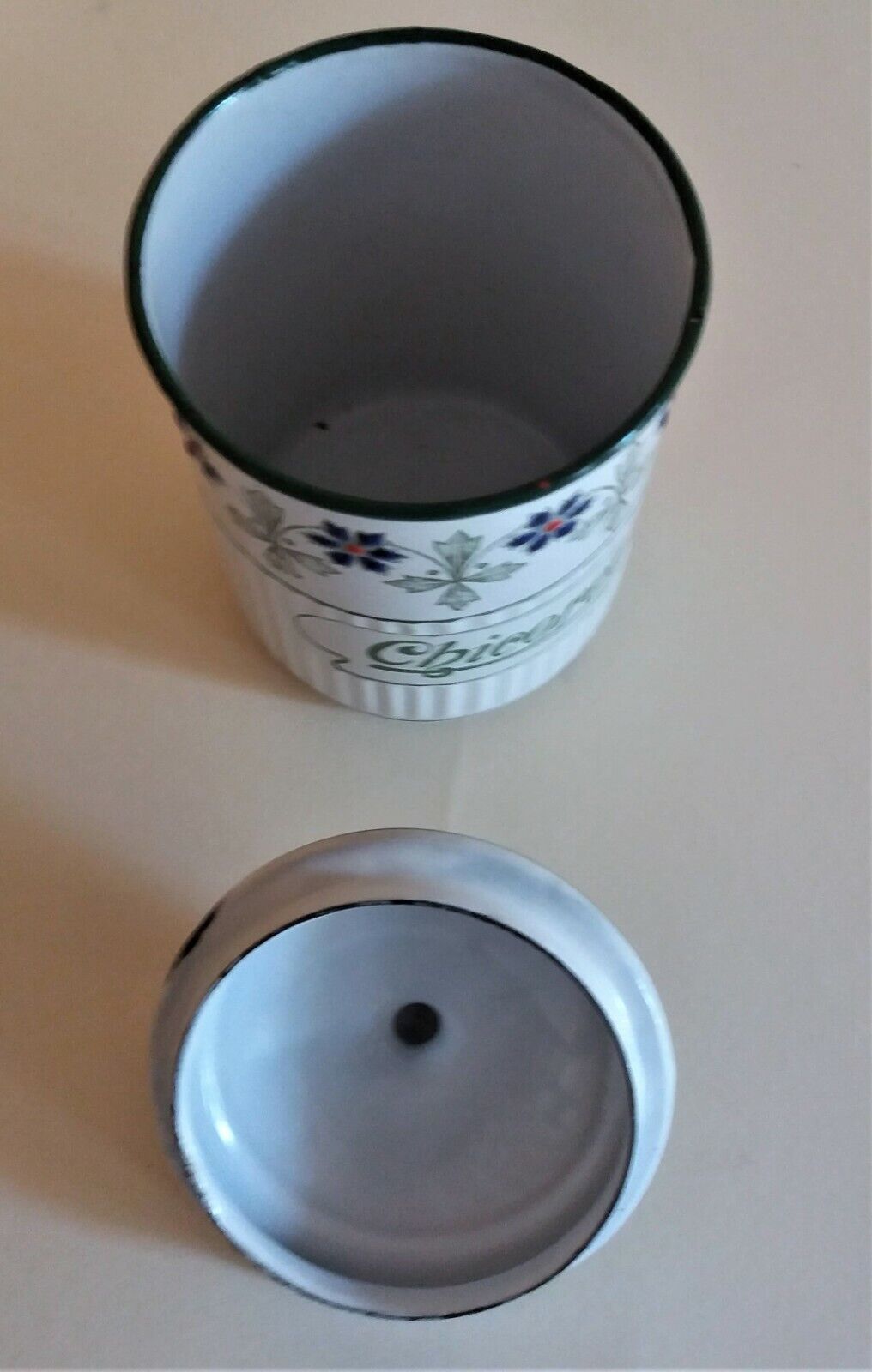 BB enameled sheet spice box pot with blueberry frieze chicory