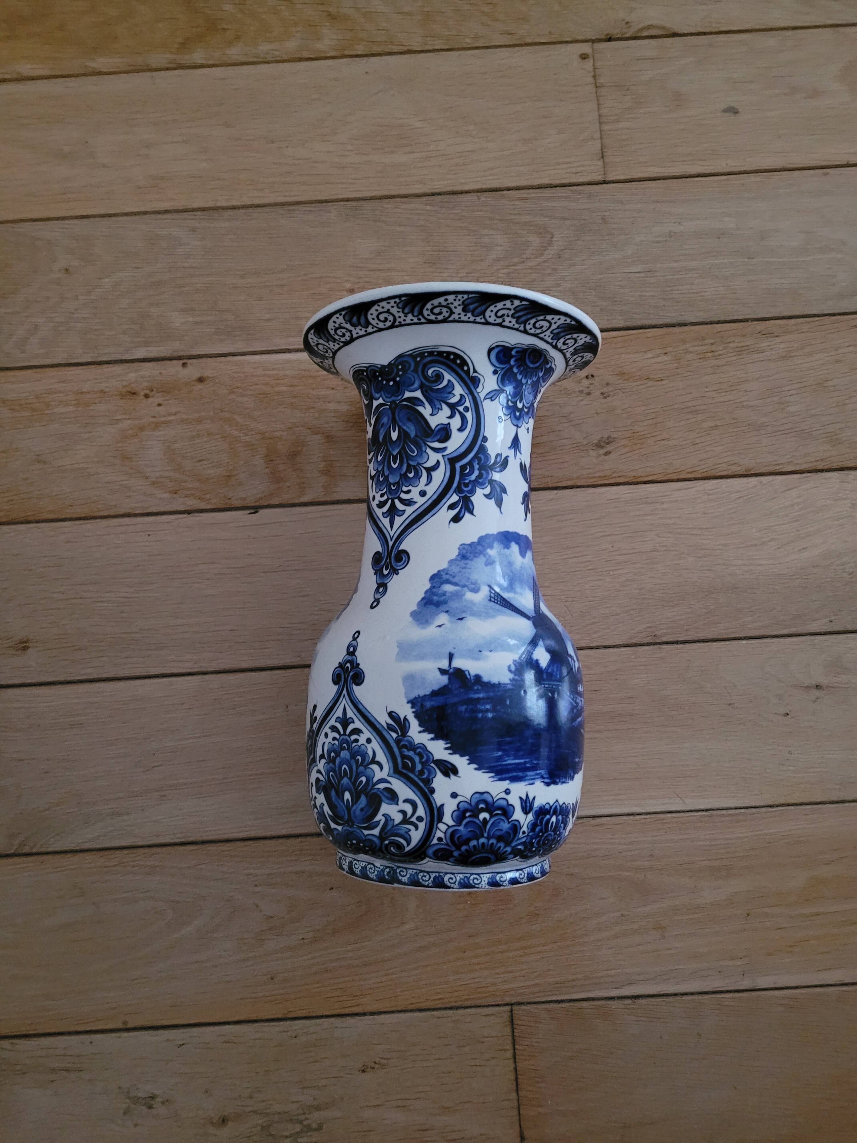 Perfect 30cm Dutch Delft porcelain vase