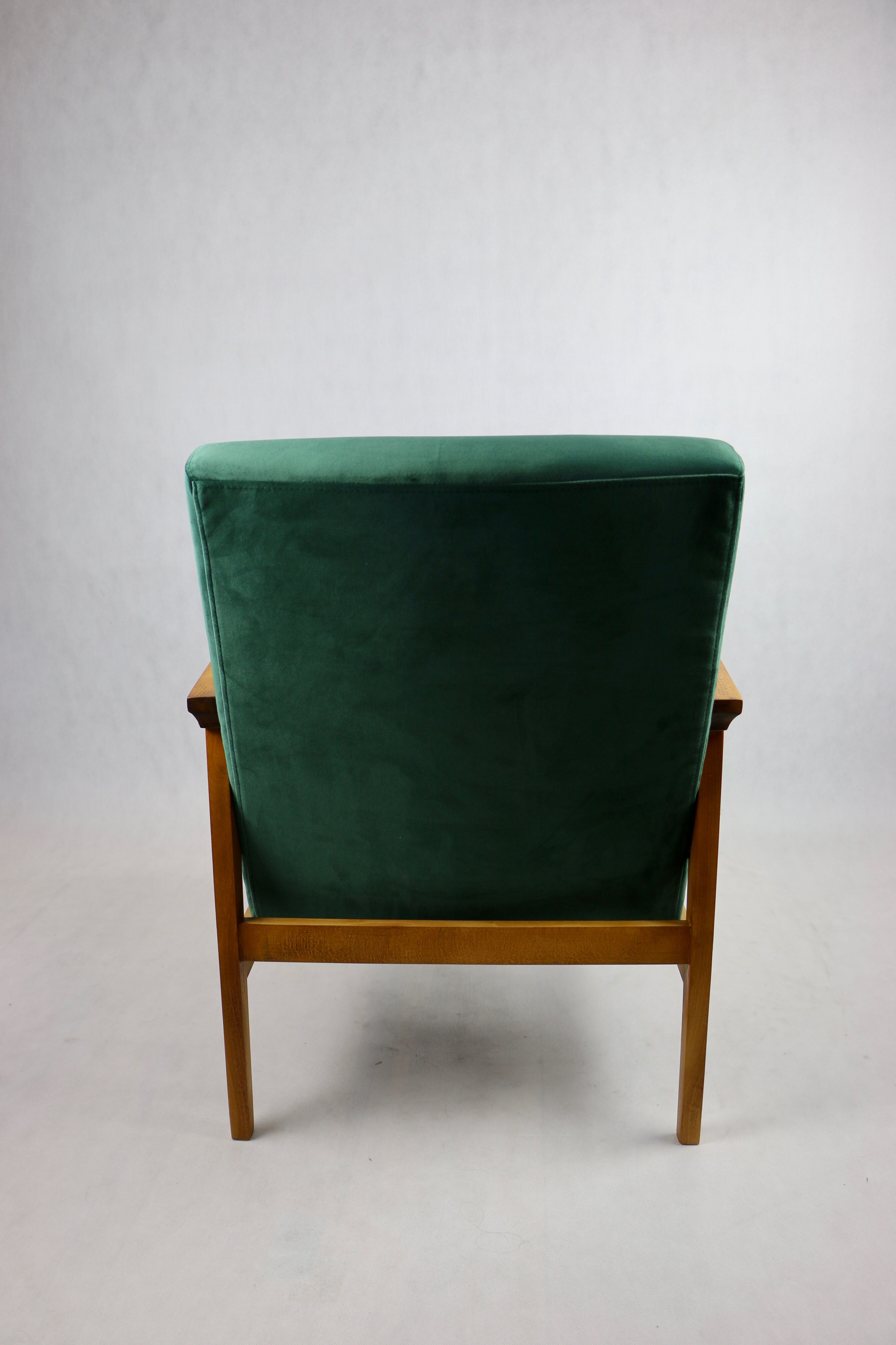 Vintage green velvet lounge chair, 1970s