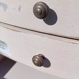 Small patinated vintage chest of drawers/bedside table