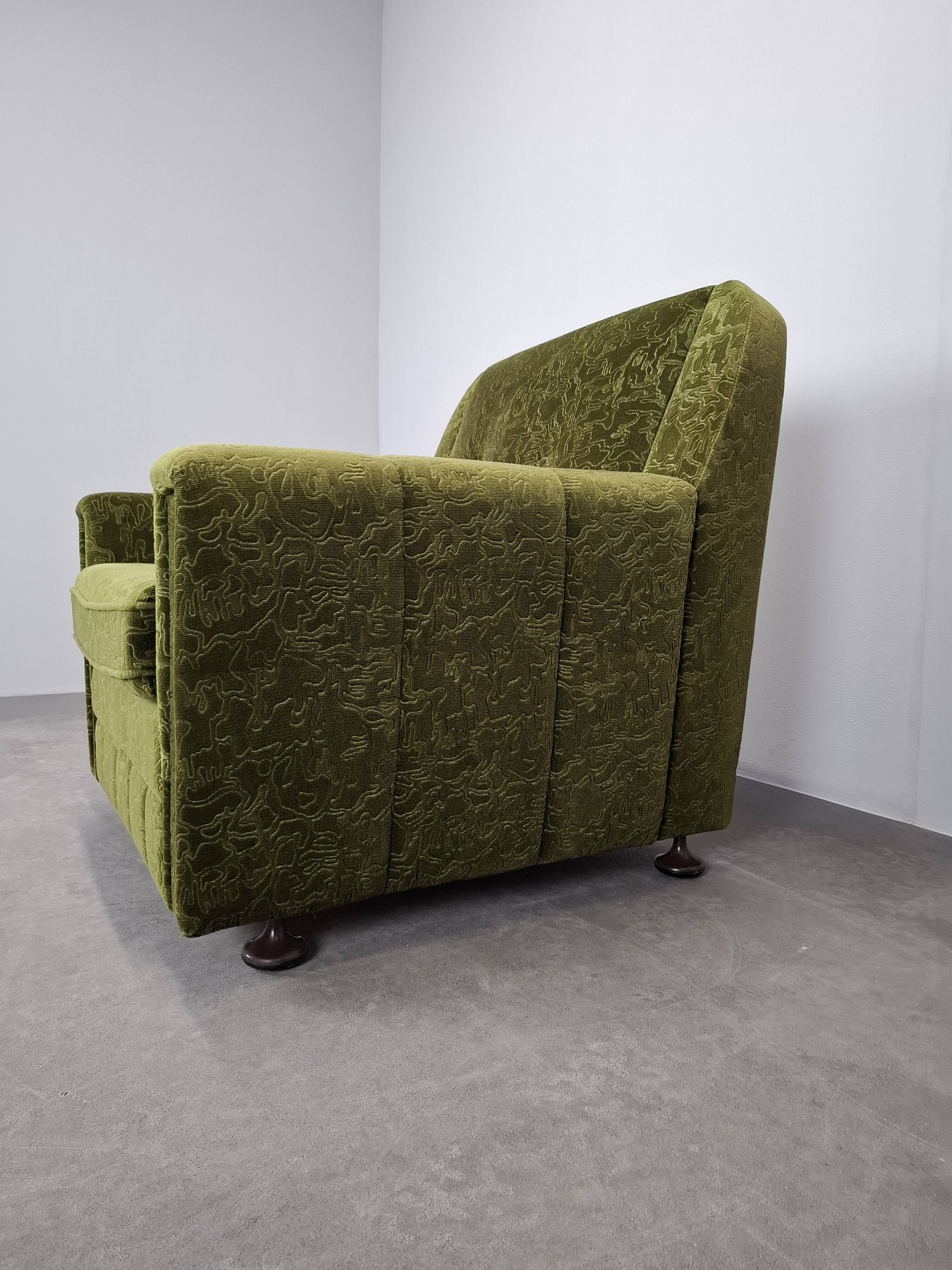 Mid-Century Czechoslovak Green Plush Armchair, 1970s