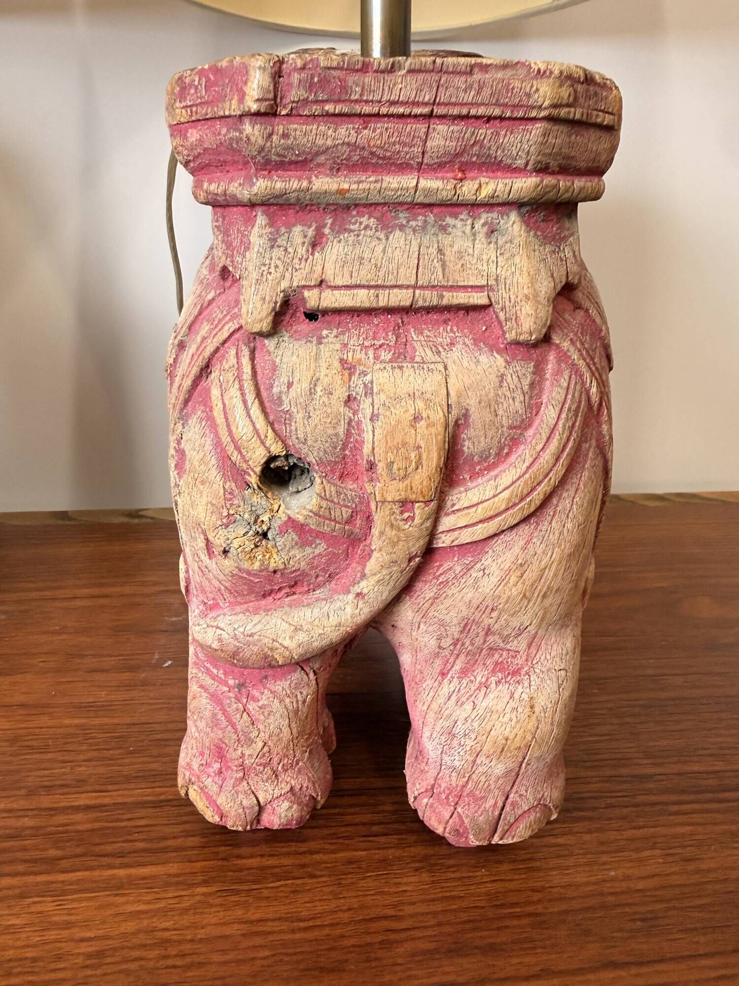 Pair of elephant lamps by Claude de Muzac (1934-2022) – Sculpted wood