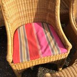 Vintage rattan set dining table and its 6 chairs