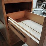 Workbench for freestanding use, lightened