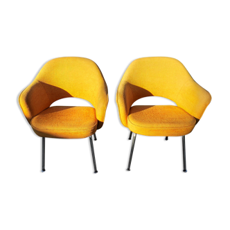 Conference chairs by Eero Saarinen from the 70s