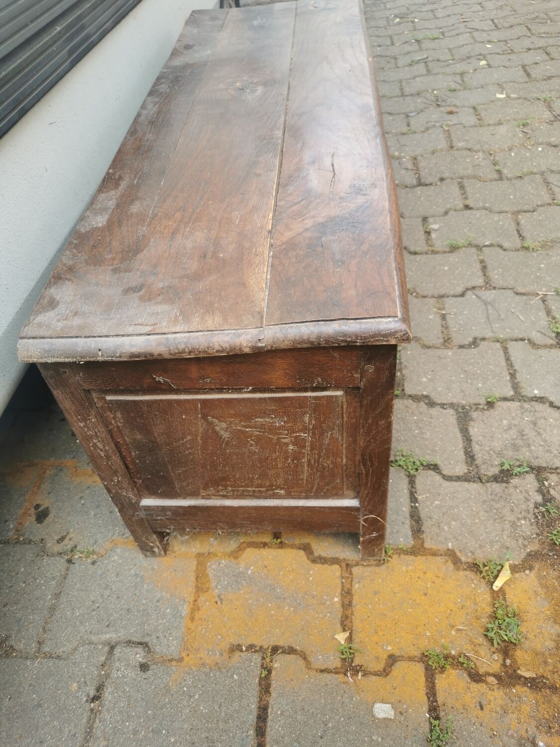Breton wooden chest diamond