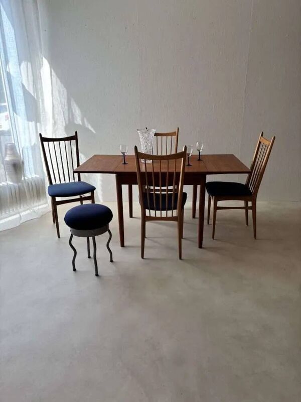 Ensemble vintage de chaises de salle à manger avec nouvelle garniture, 60 dining