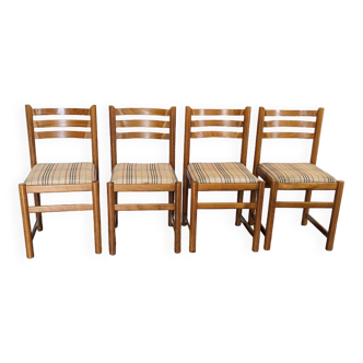 Lot de 4 chaises en chêne teinté de la marque collomb mobilier
