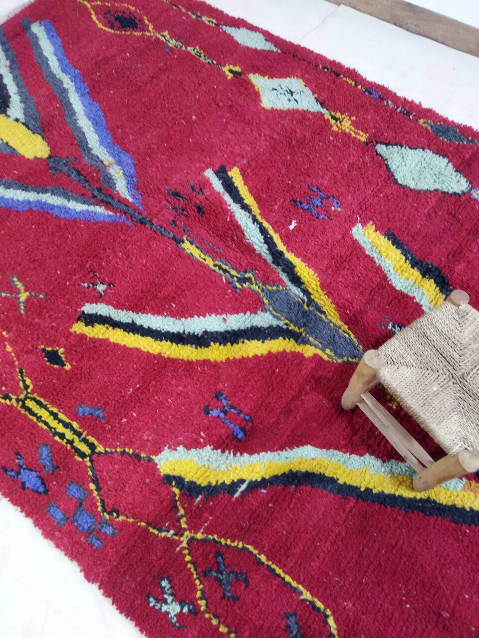 Handmade red moroccan berber rug 300 x 200 cm