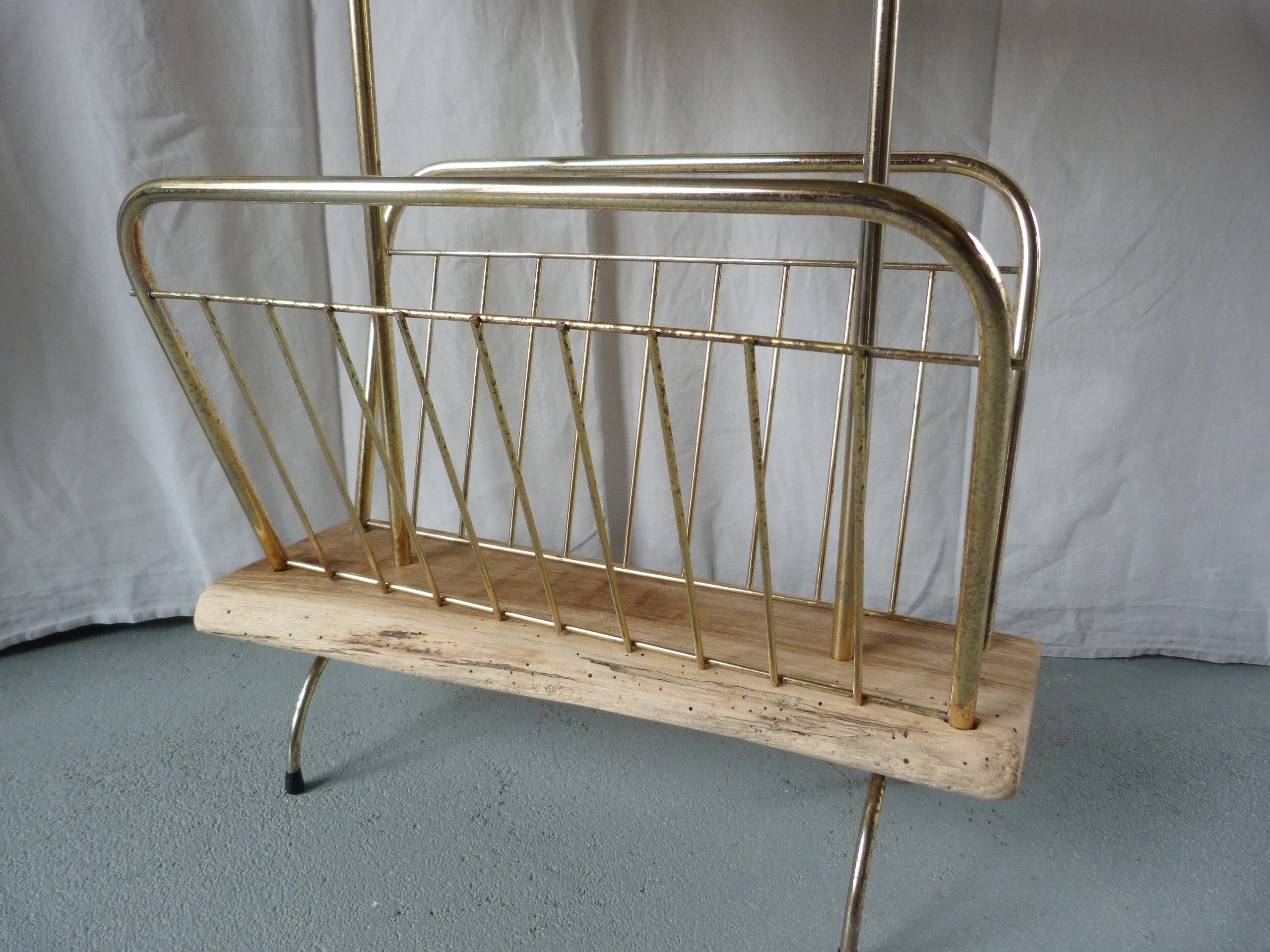 Magazine holder