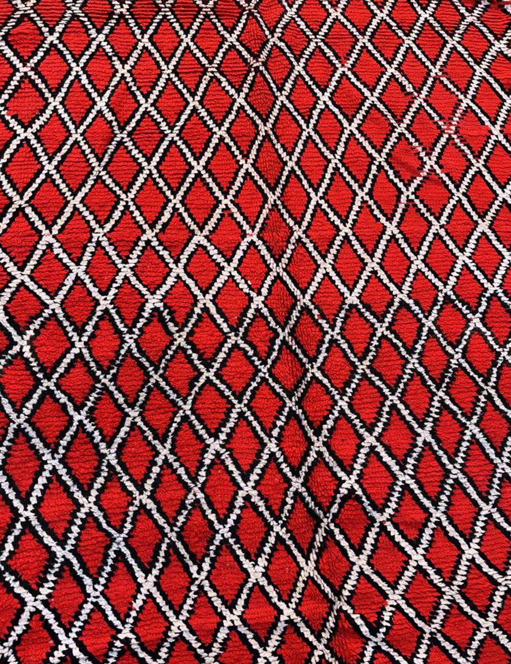 Vintage Red Carpet - 358 x 205 cm