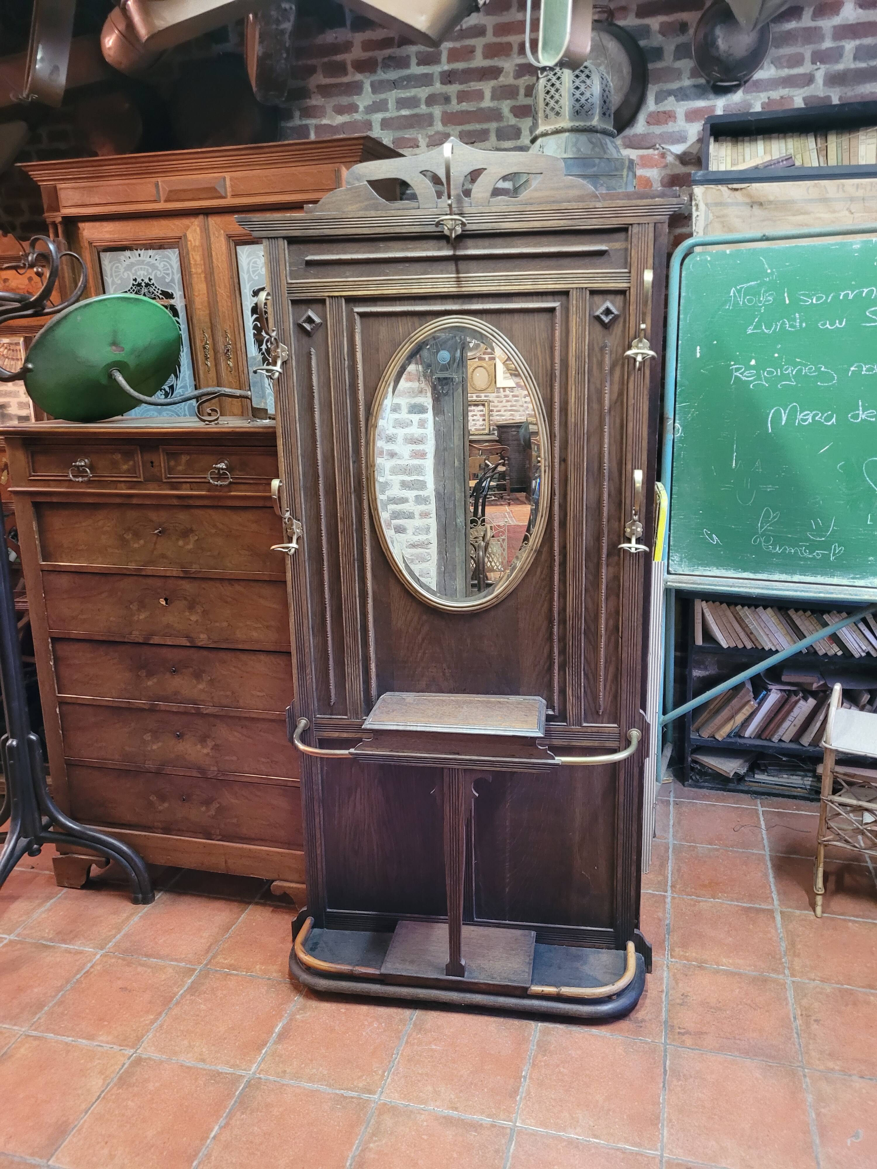 Old cloakroom or coat rack in oak