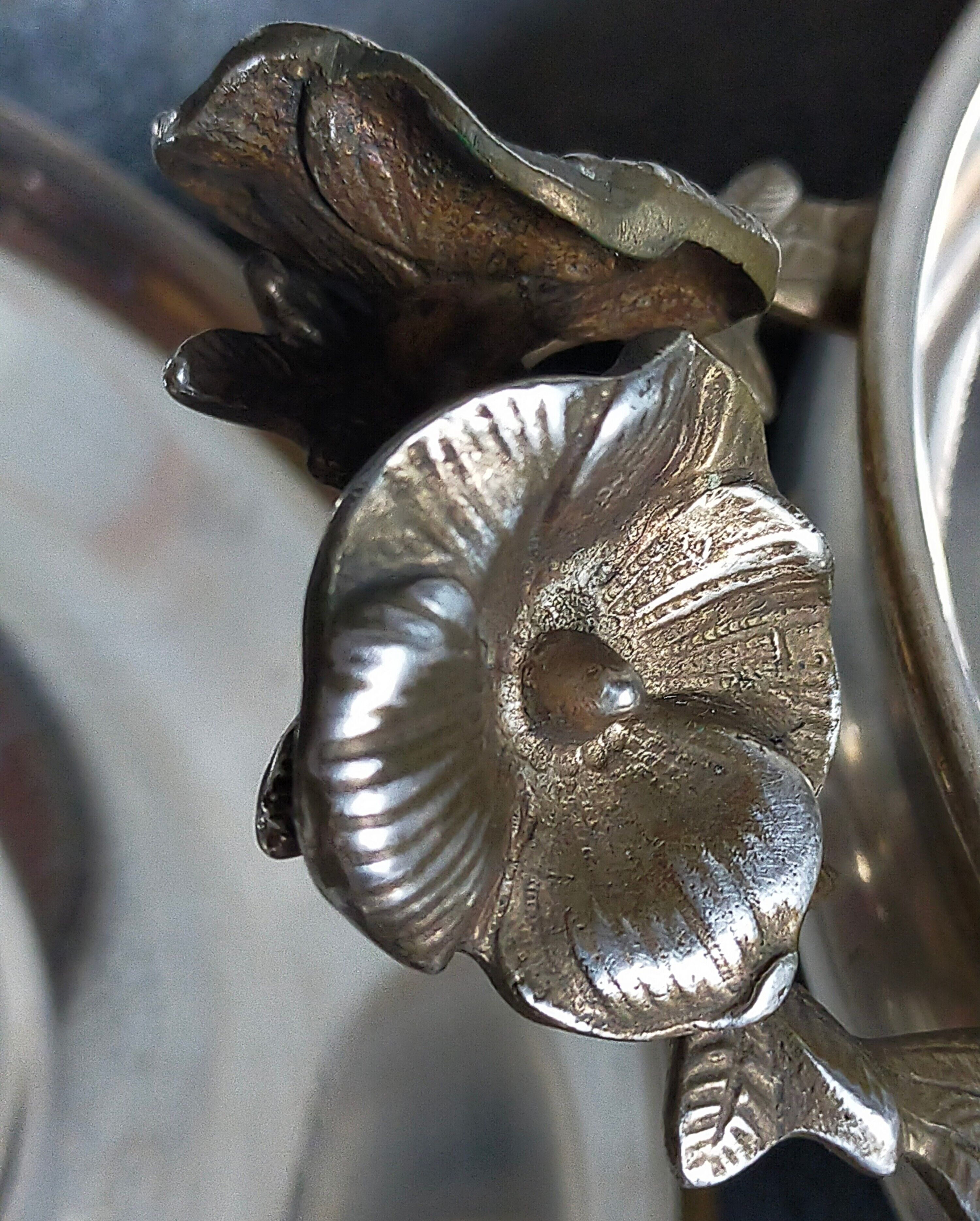 Alpaca silver metal serving dish with flowers