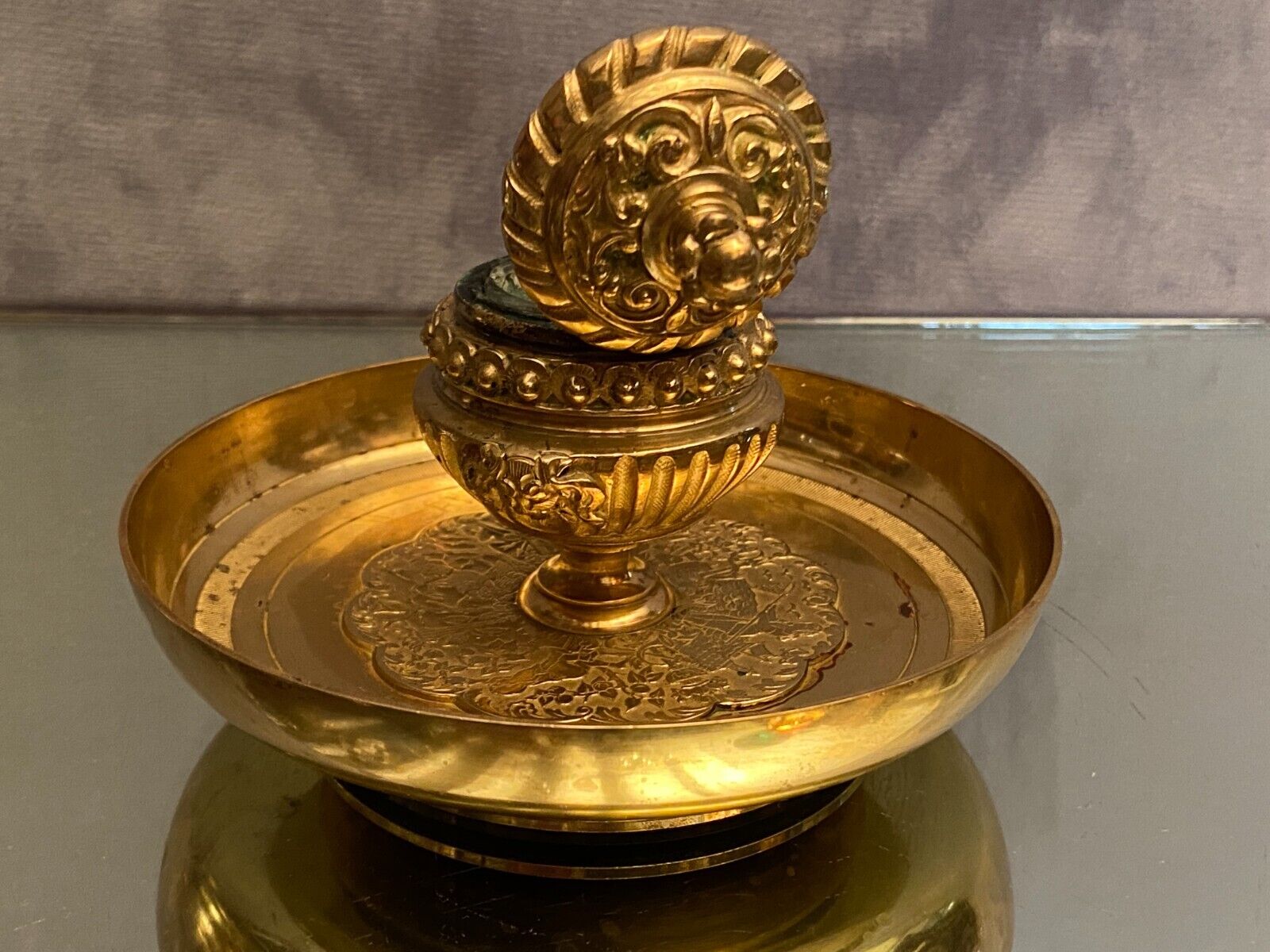 Inkwell nineteenth in gilded bronze Louis XIII style