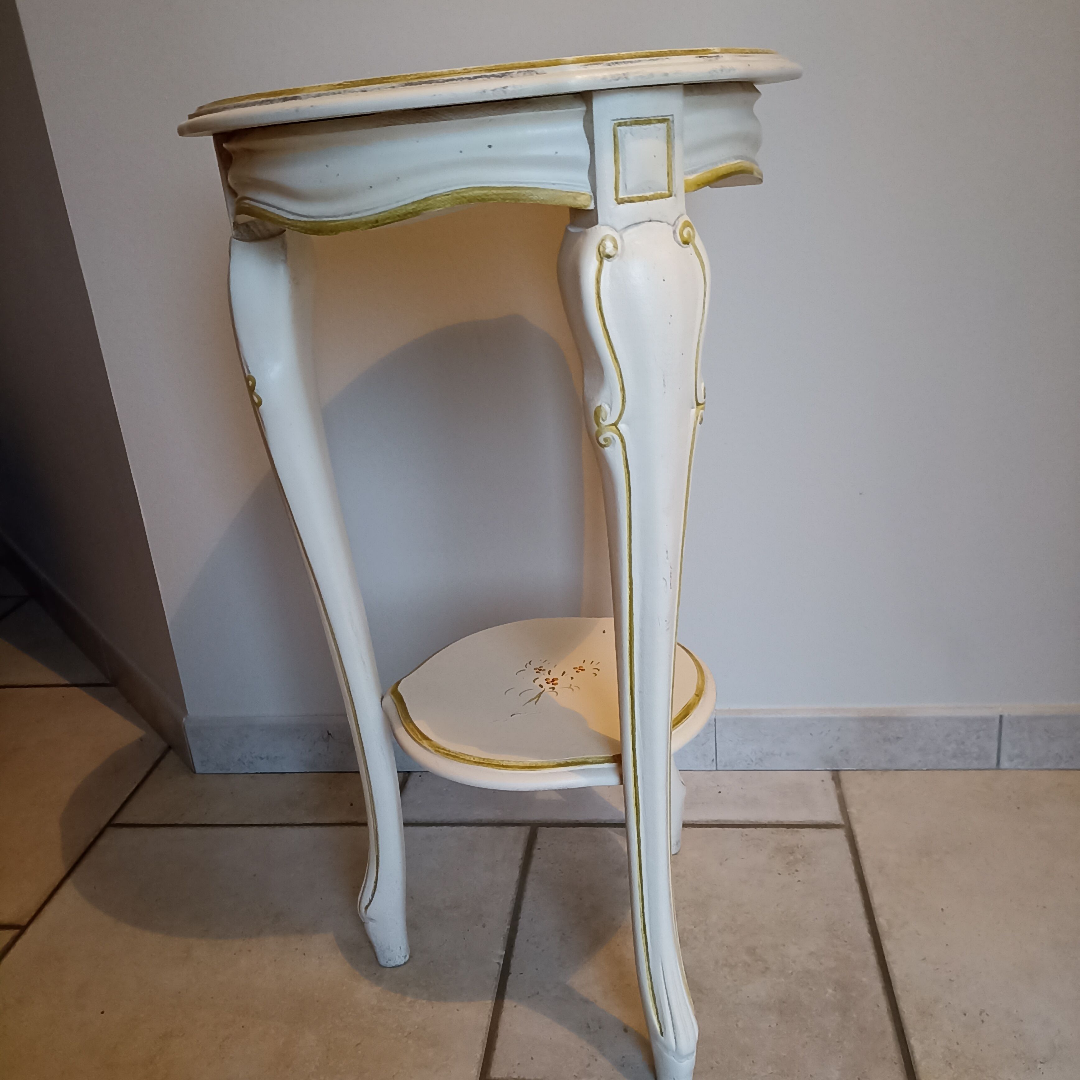 Painted wood harness