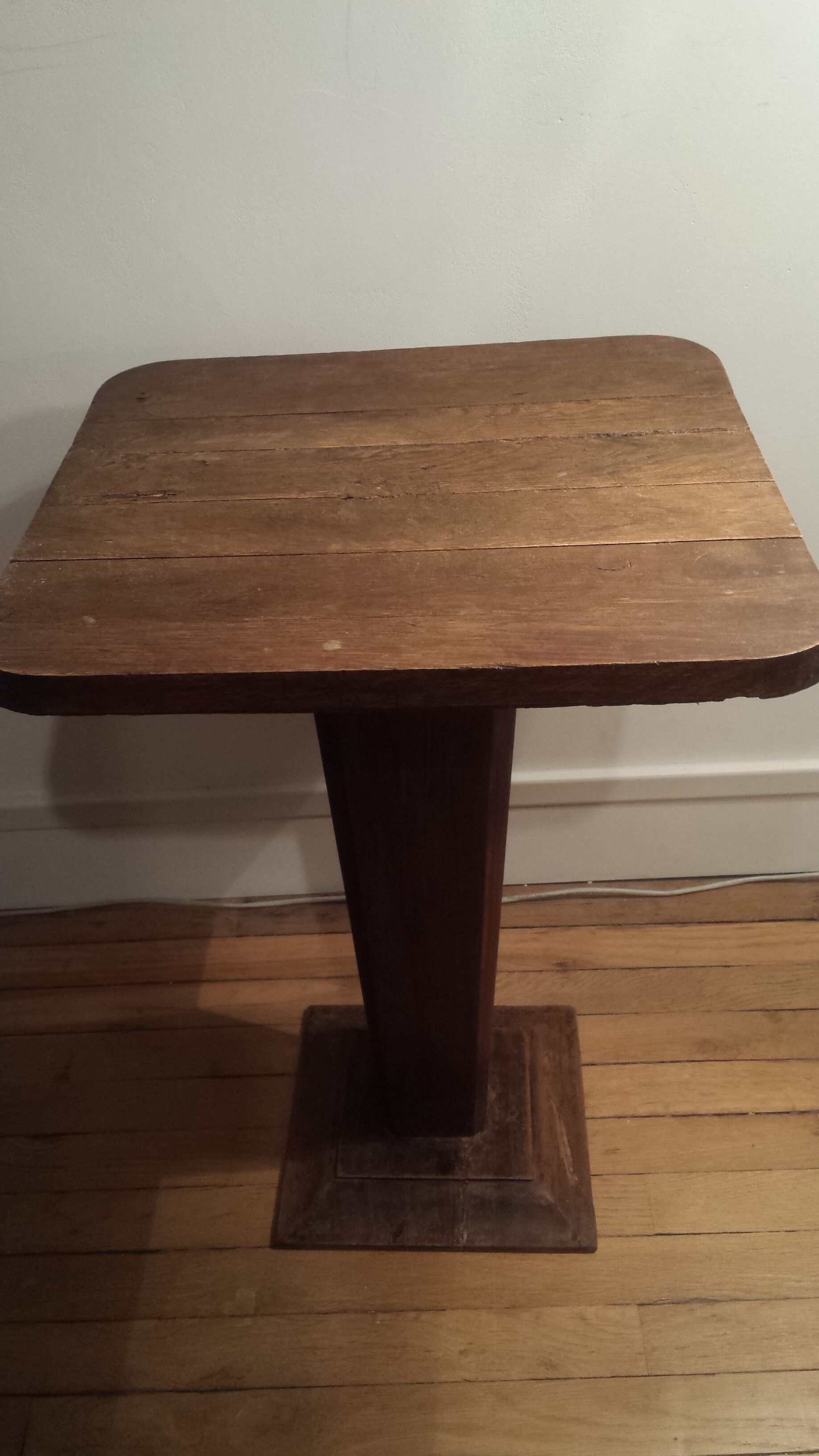 Spot like that wooden