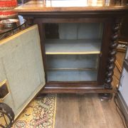 Superb walnut confectioner of the Louis XIII period Mid-XVII