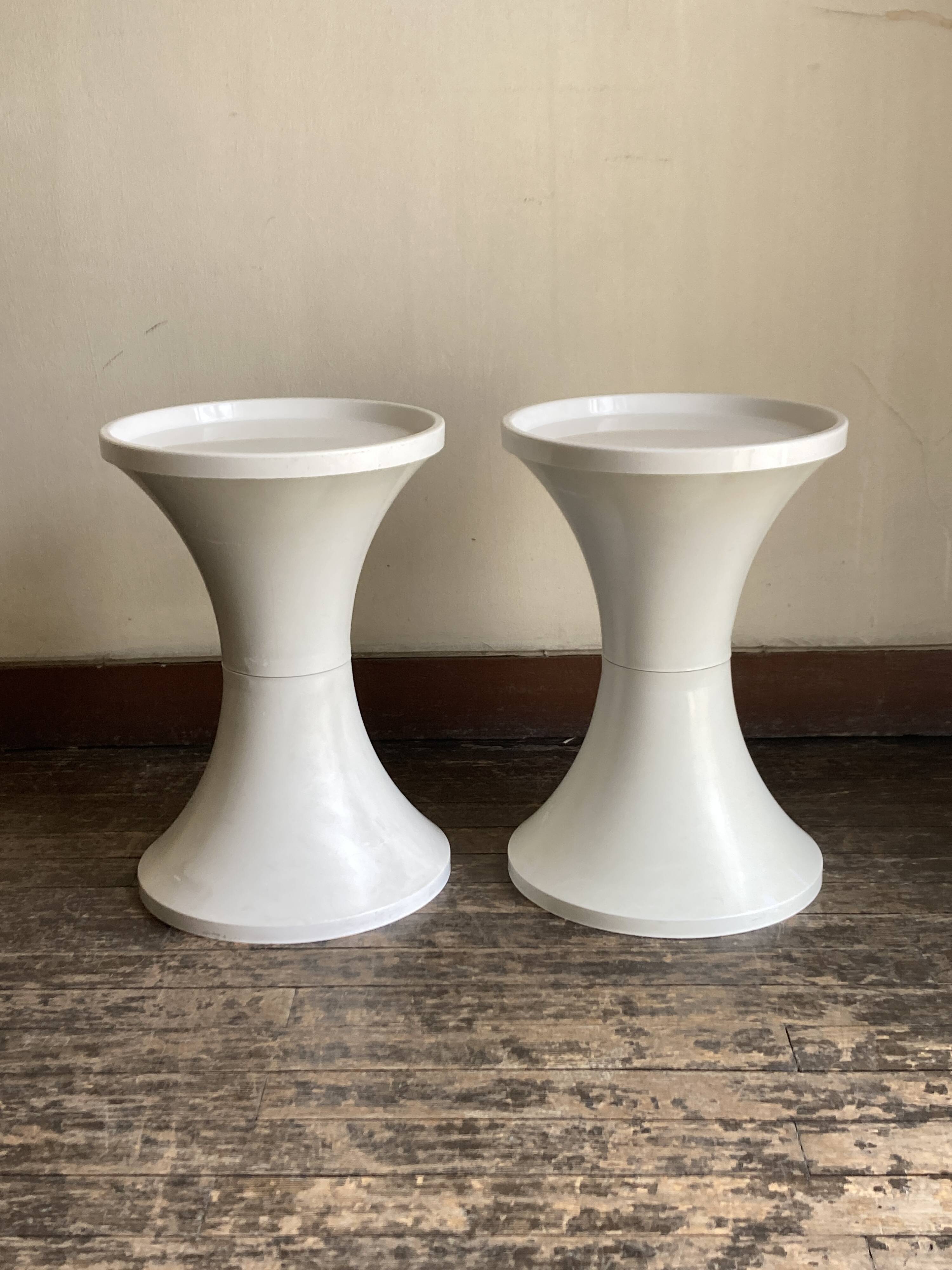 Pair of bedside tables 1970 Space Age in white ABS