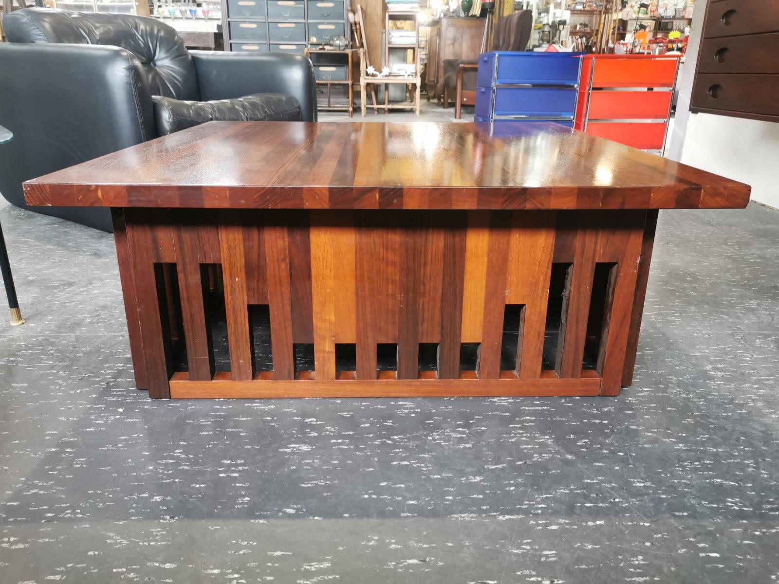 Table basse XL design vintage en bois exotique