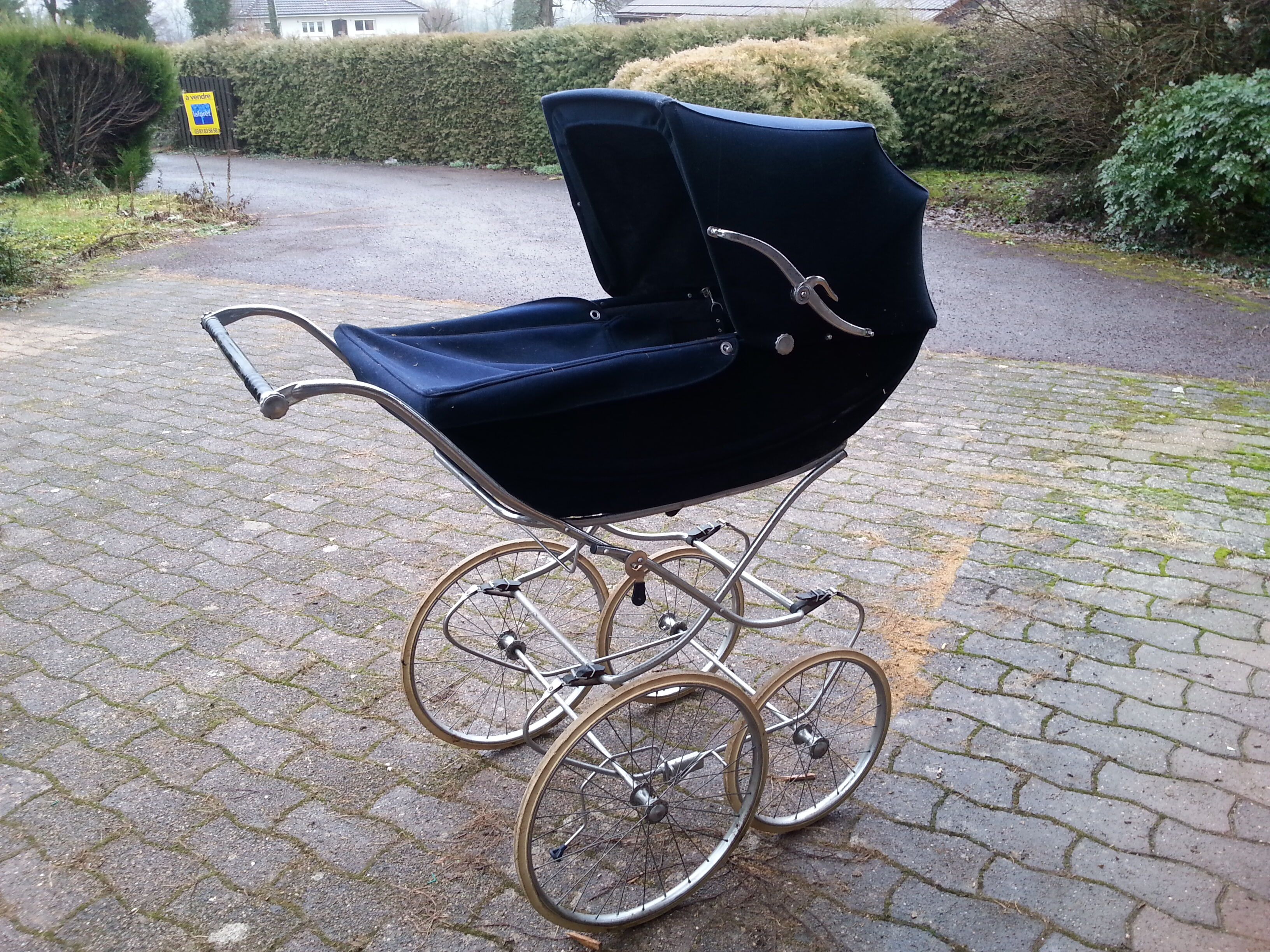 Vintage style pram English 60-70 years